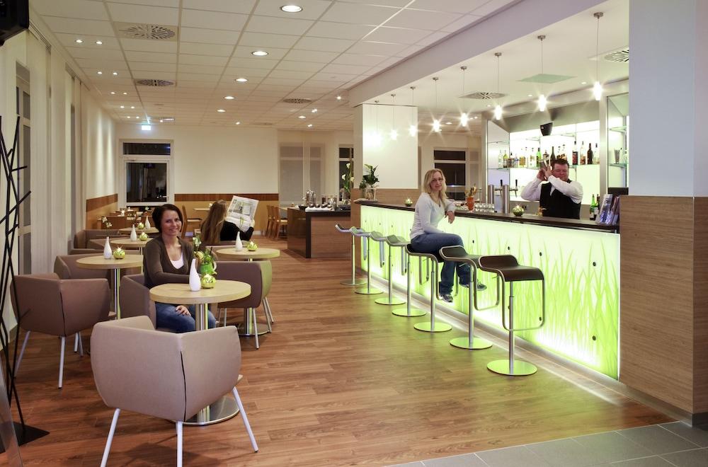 Отель Ibis Medical Park Ганновер